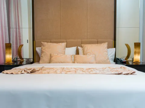 L'ver Hotel