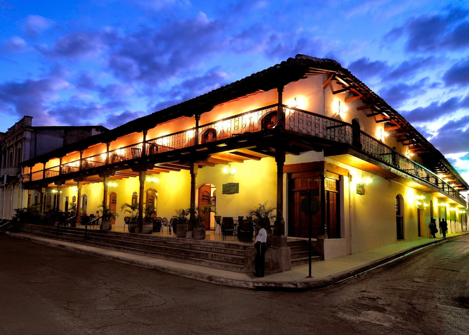 Hotel Plaza Colon - Granada Nicaragua