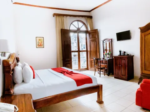 Hotel Real La Merced
