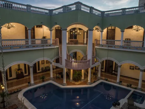 Hotel Real La Merced