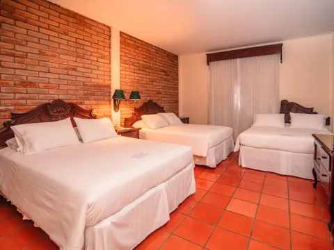 Hotel El Convento Leon Nicaragua